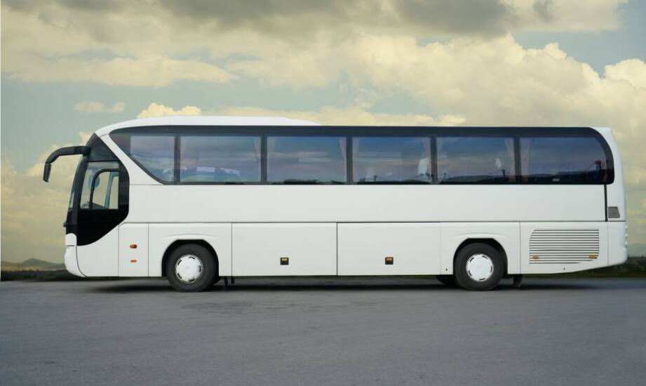 Jakie są aktualne trendy w wynajmie busów w Poznaniu?