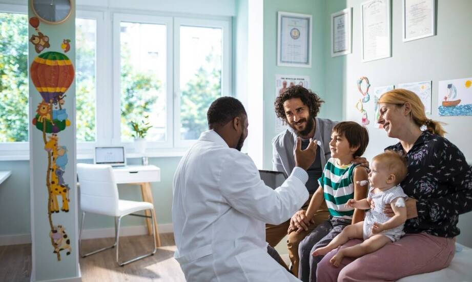 Jakie są kluczowe wyzwania w publikacjach dotyczących prawa medycznego dla pediatrów?