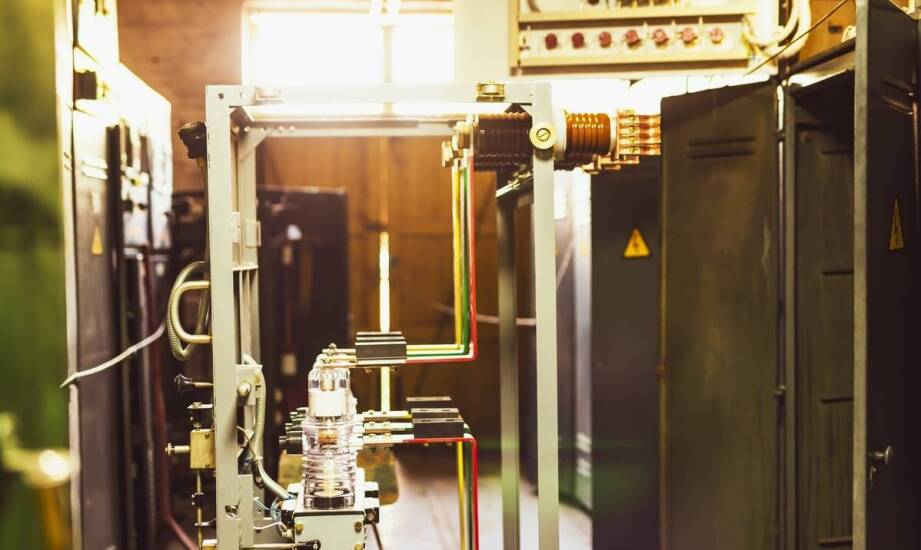 Proces hartowania indukcyjnego a jakość produkowanych elementów metalowych