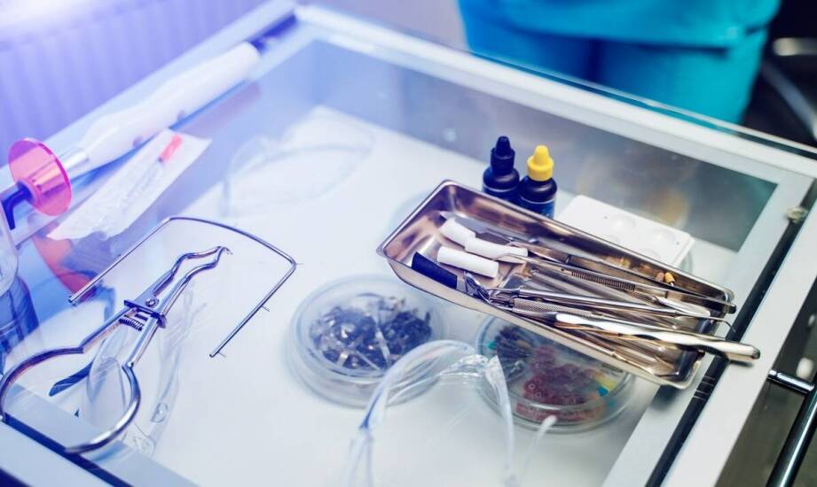 Jak dbać o sterylność lusterka dentystycznego?