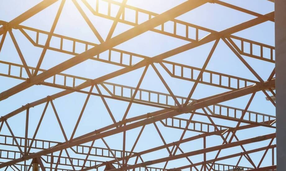 Jakie są główne cechy prefabrykowanych stropów betonowych?