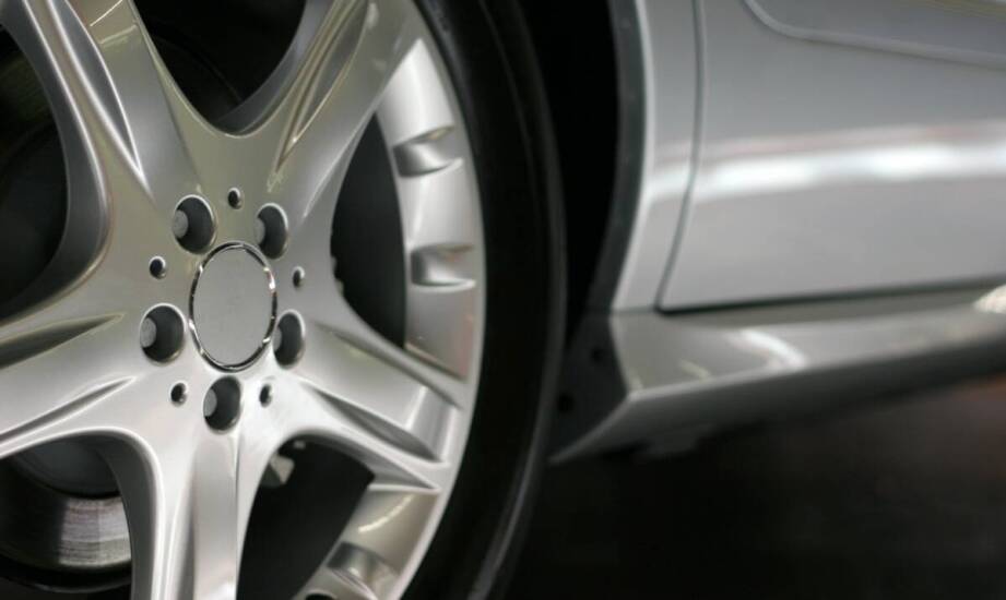 Dlaczego alufelgi to idealny wybór dla Volvo V50?