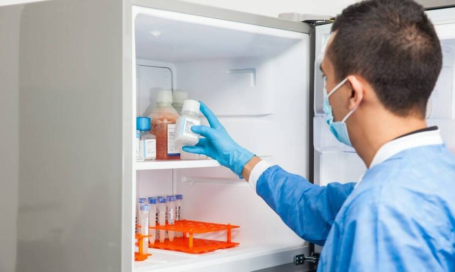Jak utrzymać optymalne warunki chłodzenia w lodówkach laboratoryjnych?