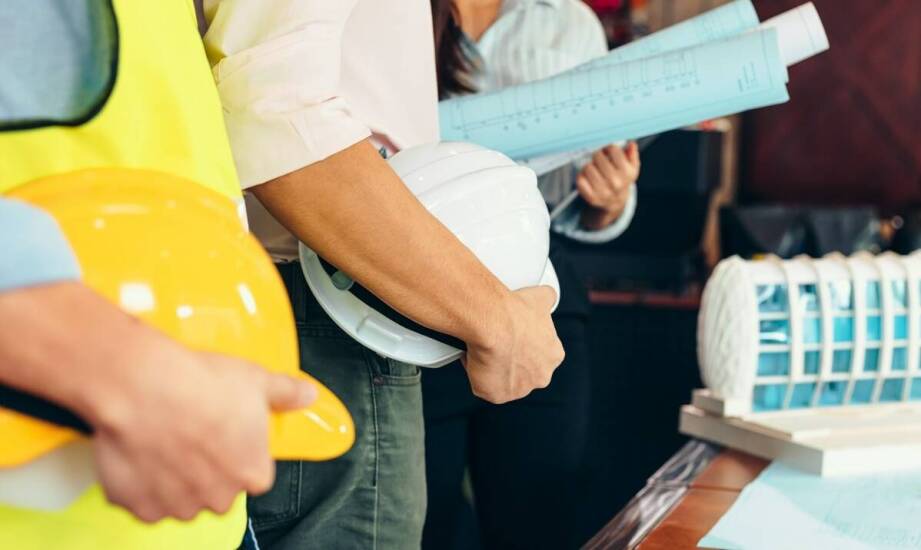 Jakie są przepisy dotyczące pracy małoletnich?