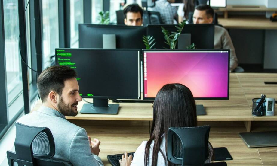 Jak efektywnie zarządzać infrastrukturą IT dzięki obsłudze informatycznej?