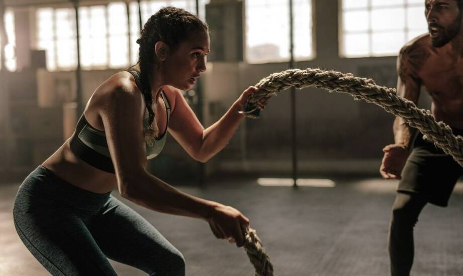 Cross Fitness a rozwój mięśni brzucha - jak zwiększyć efektywność?
