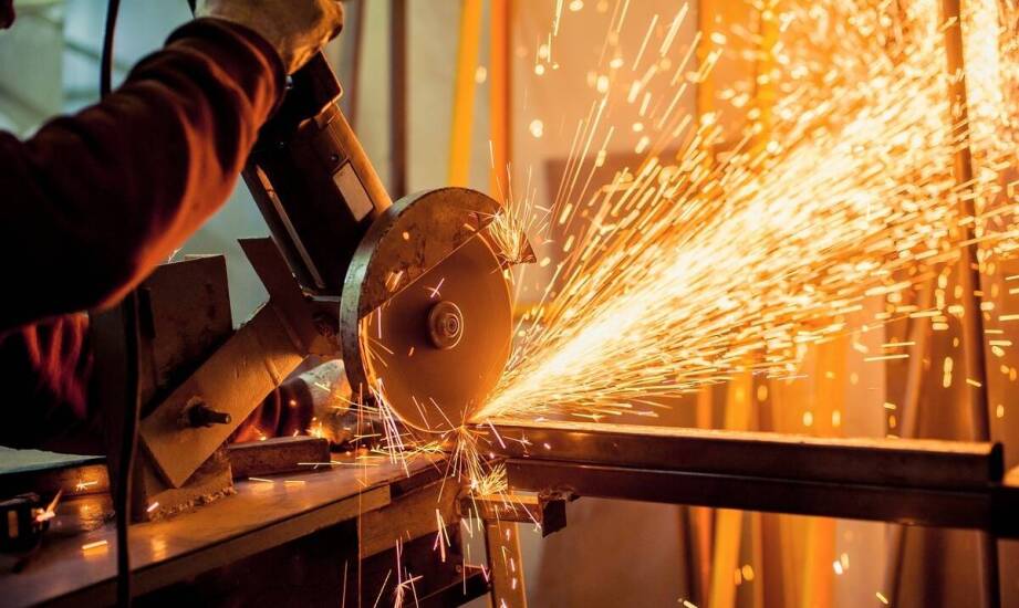 Techniki cięcia metalu z wykorzystaniem tarczy diamentowej