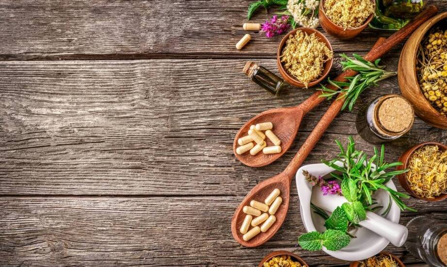 Zioła i leki homeopatyczne – kiedy je stosować i jak działają?