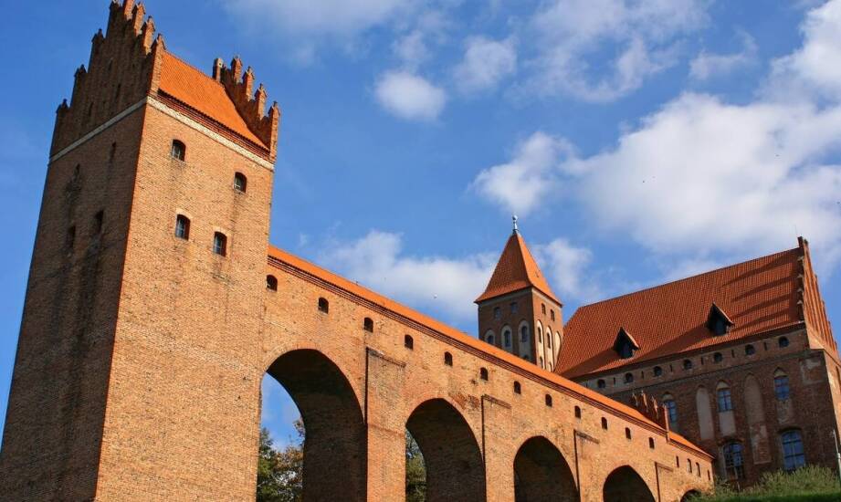 Odkryj historię regionu podczas pobytu w malowniczym otoczeniu