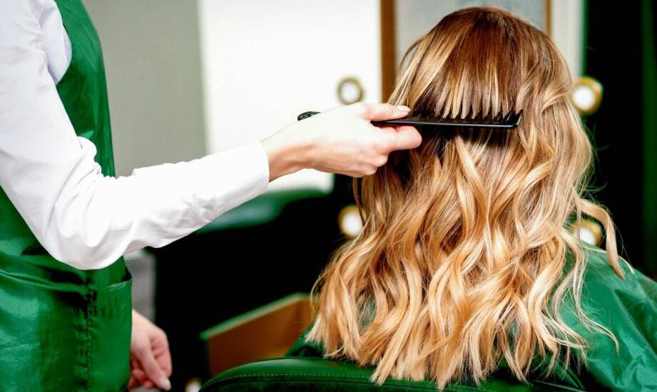 Proces tworzenia fryzur z twist hair – krok po kroku
