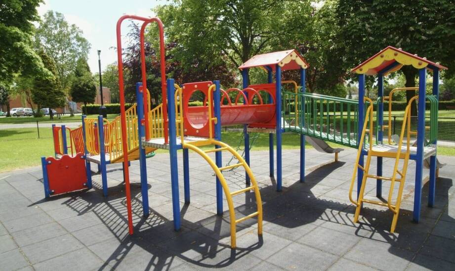 Przegląd dostępnych modeli drabinek do sypialni dla dzieci
