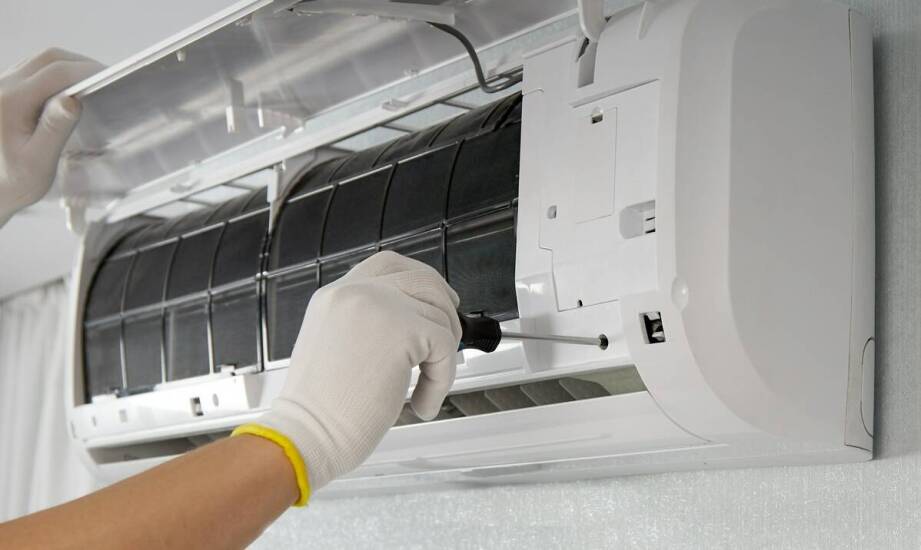 Jak czyszczenie klimatyzacji wpływa na długowieczność systemu HVAC?