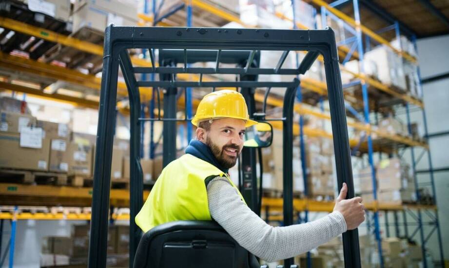 Co wyróżnia oferty pracy dla operatorów wózków widłowych na niemieckim rynku pracy?