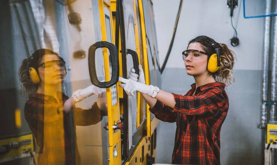 Znaczenie badań nad hałasem i drganiami mechanicznymi dla BHP