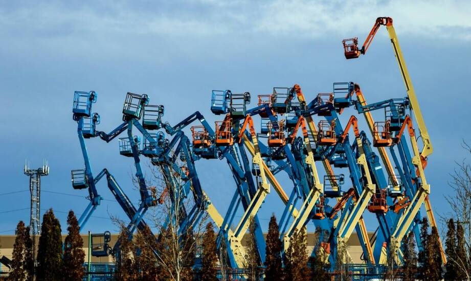 Wypożyczalnia maszyn budowlanych: kluczowe zasady efektywnego zarządzania flotą
