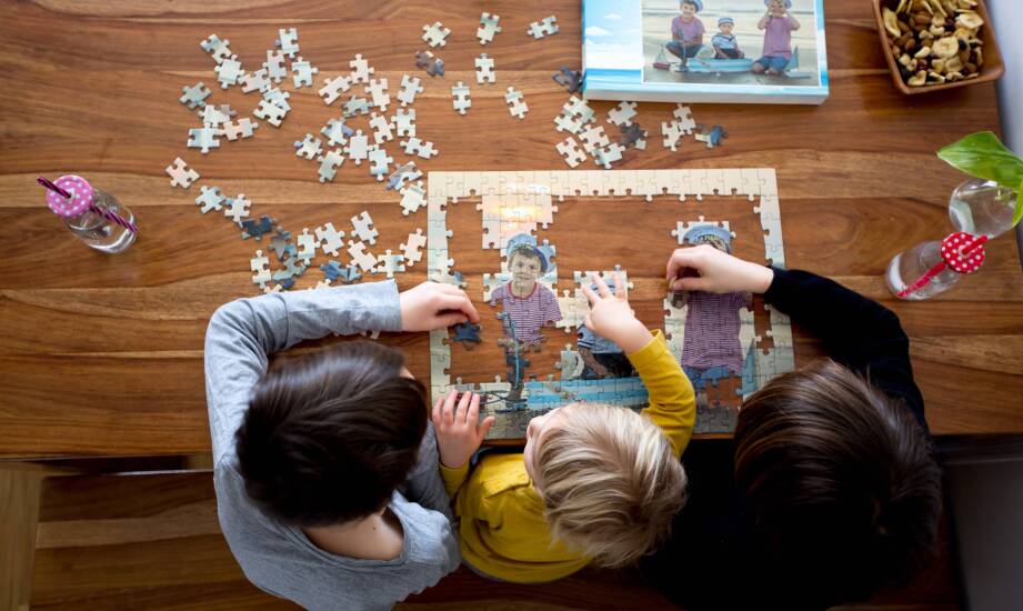 Znaczenie bezpieczeństwa materiałów w produkcji puzzli dla dzieci