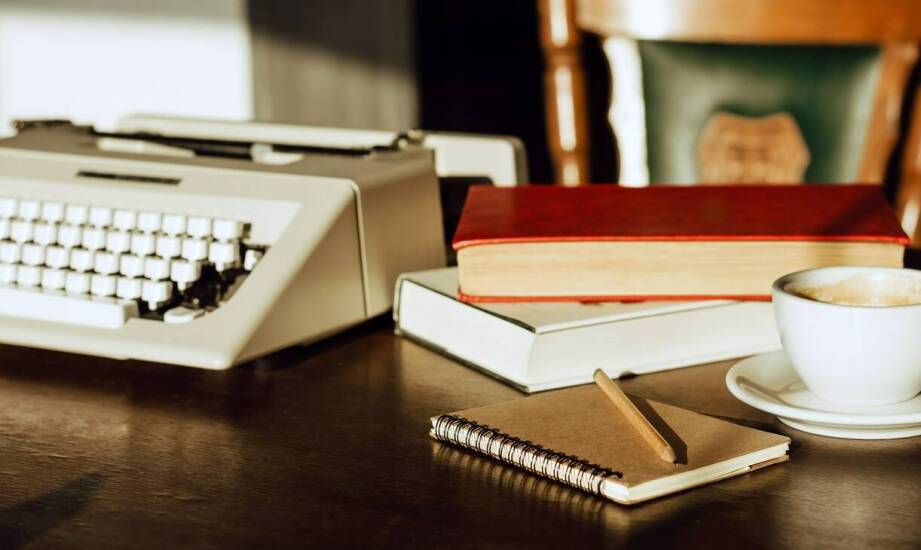 Literatura dziecięca z czasów PRL – co czytały najmłodsze pokolenia