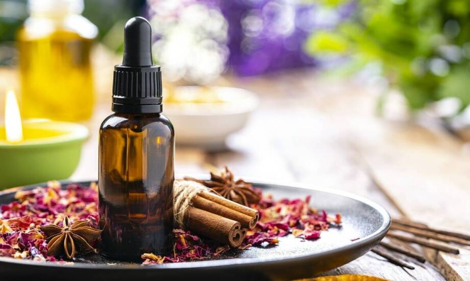 Kompozycje perfumeryjne: jak wybrać odpowiedni produkt do swojej marki?