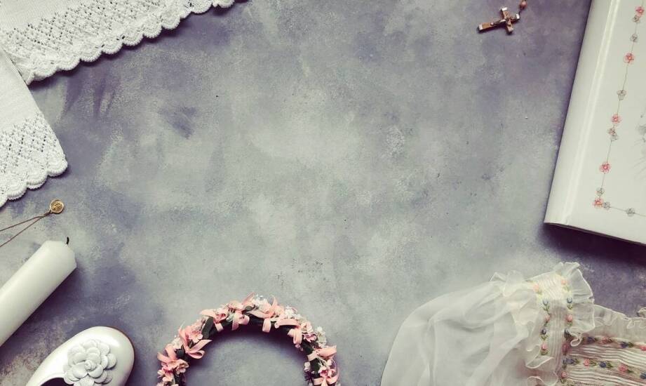 Podwiązki ślubne w stylu vintage – inspiracje i porady dla panny młodej