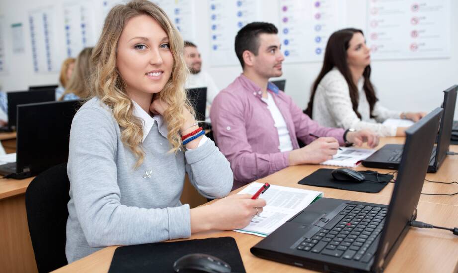 Kurs MS Office: Od podstaw do zaawansowanych funkcji w jednym miejscu