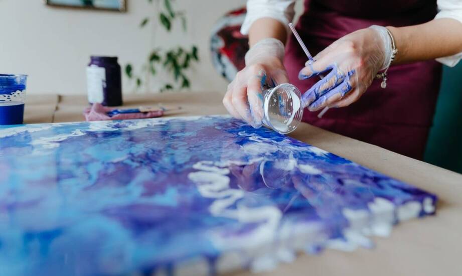 Zestaw do decoupage a rozwijanie umiejętności manualnych – korzyści twórcze