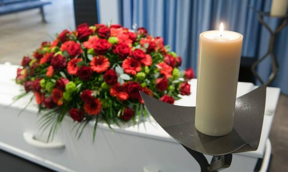 Rola kosmetyki pośmiertnej w przygotowaniu zmarłego do ceremonii