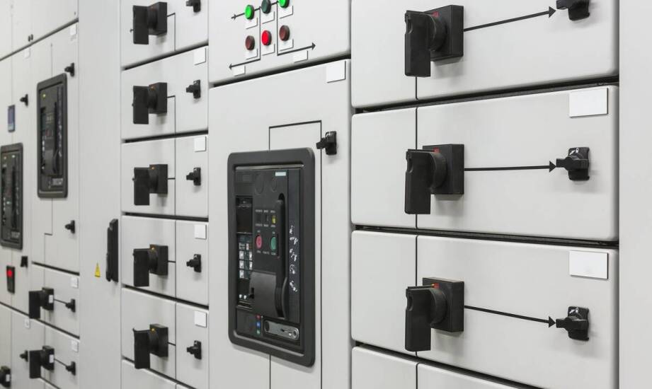 Jakie znaczenie mają certyfikaty jakości dla producentów rozdzielnic elektrycznych?