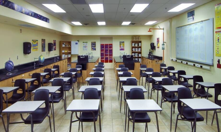 Rola dezynfekcji w utrzymaniu wysokiego standardu higieny w placówkach edukacyjnych