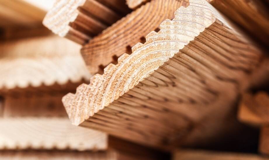 Ramiaki drewniane – jakie mają zastosowanie w aranżacji wnętrz?