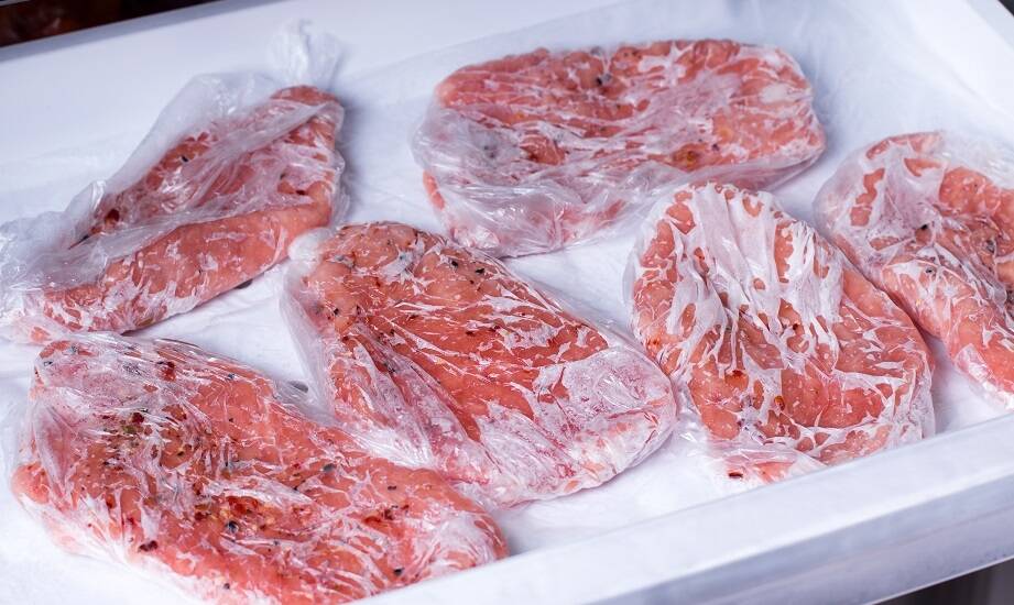 Jakie korzyści przynosi współpraca z dostawcą mrożonek dla cateringów?