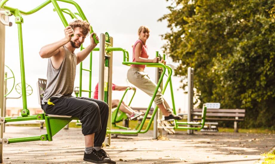 Jak street workout producent integruje nowoczesne rozwiązania w projektach?