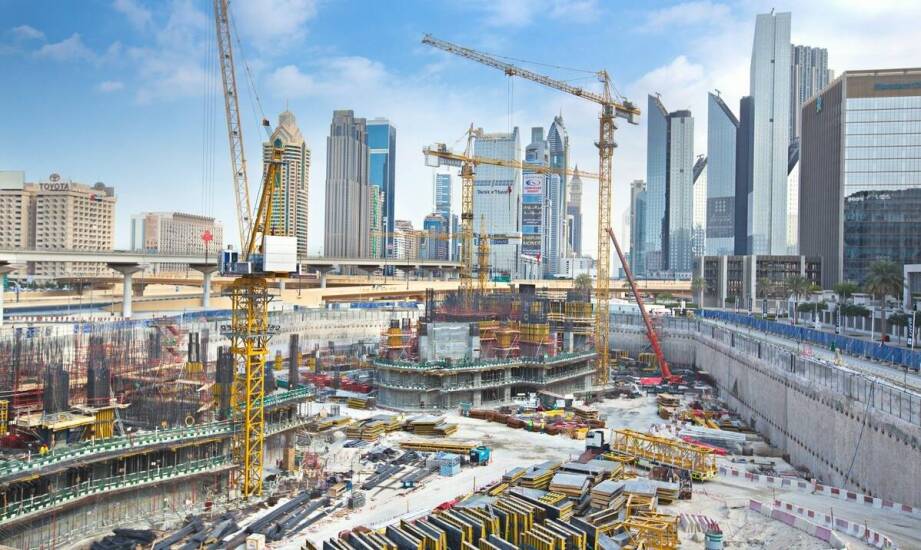 Jak właściwości trudnopalne wpływają na bezpieczeństwo dachów z poliwęglanu?