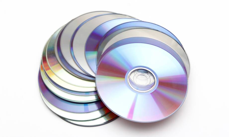 Jakie są etapy przygotowania matrycy do tłoczenia płyt CD?