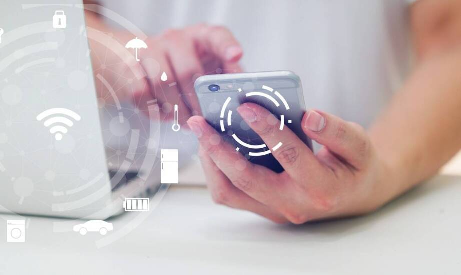Jakie są główne wyzwania w projektowaniu mobilnych źródeł zasilania?