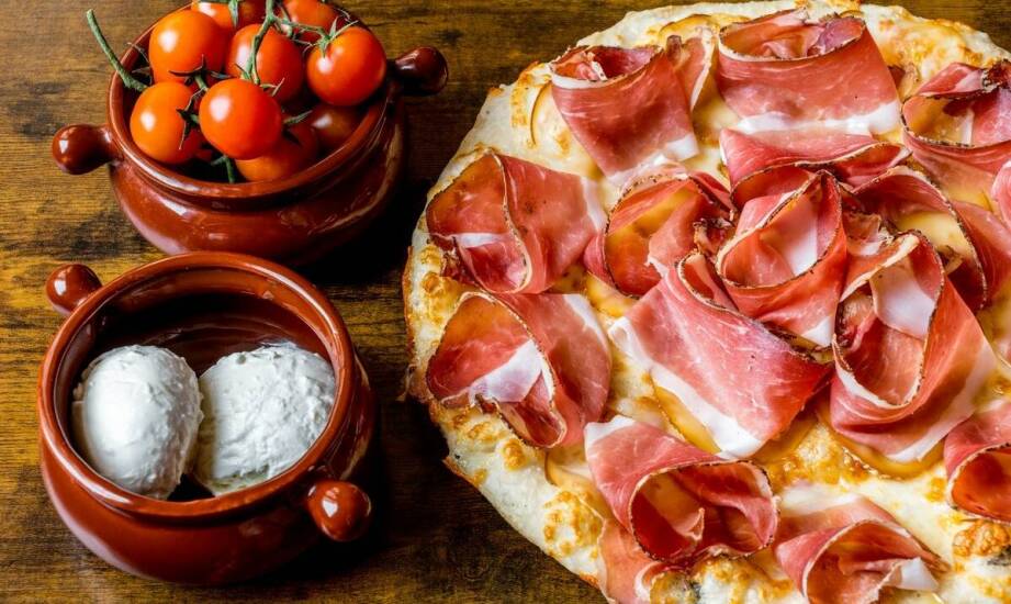 Pizza wroclaw legnicka: poznaj nasze propozycje na lunch i kolację