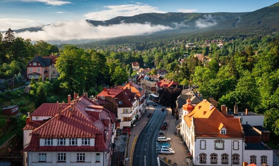 Jakie atrakcje czekają na ciebie w Szklarskiej Porębie latem?