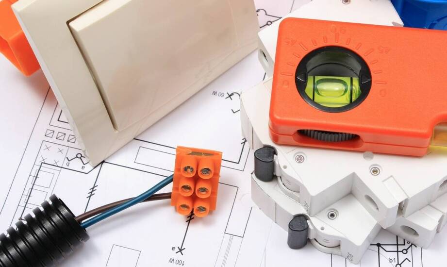 Nowoczesne puszki montażowe – jakie opcje znajdziesz w hurtowni elektrycznej?