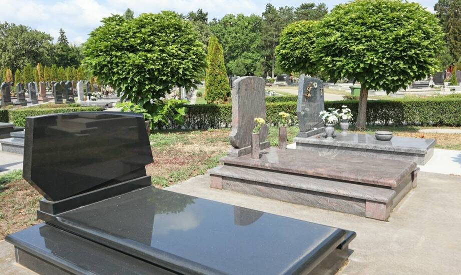 Jakie materiały są najlepsze dla nagrobków elk, by zapewnić ich trwałość?