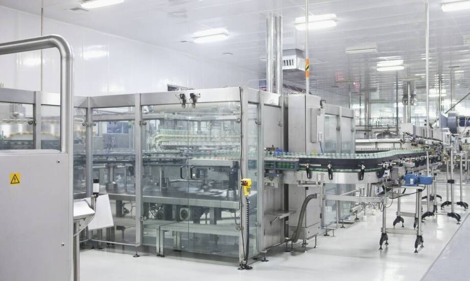 Jak napełniarka do butelek wspiera zrównoważony rozwój produkcji?