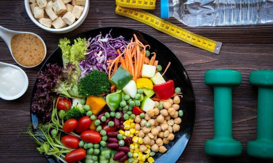 Jak dostosować dietę do potrzeb kobiet w ciąży? Wskazówki od specjalisty