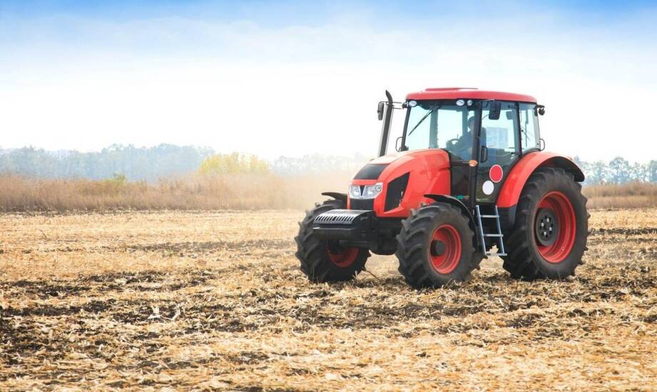 Jak specyfikacja techniczna Farmtrac 6050 przekłada się na wydajność pracy?