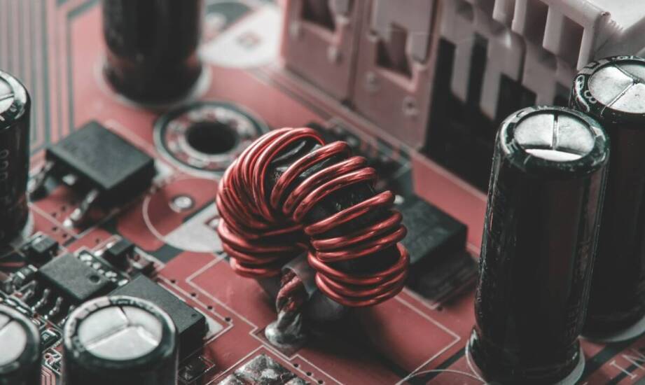 Filtr sinusoidalny do falownika: optymalizacja procesów w przemyśle ciężkim