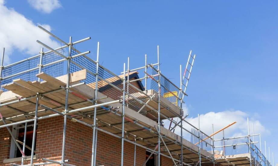 Rusztowania aluminiowe – klucz do efektywnej pracy na wysokości