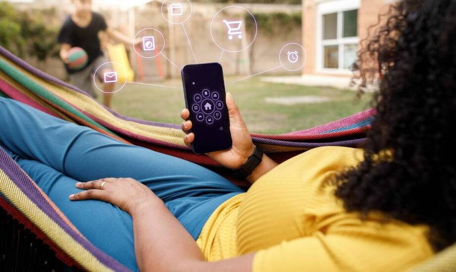 Czy "moja stokrotka aplikacja na telefon" działa offline?