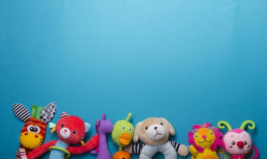 Jak kosz na maskotki może stać się elementem zabawy dla dzieci?