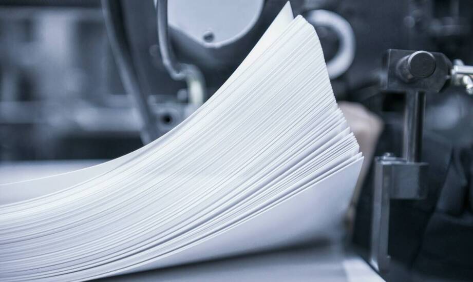 Jakie są różnice w procedurach reklamacyjnych dla aparatury medycznej w różnych kanałach?