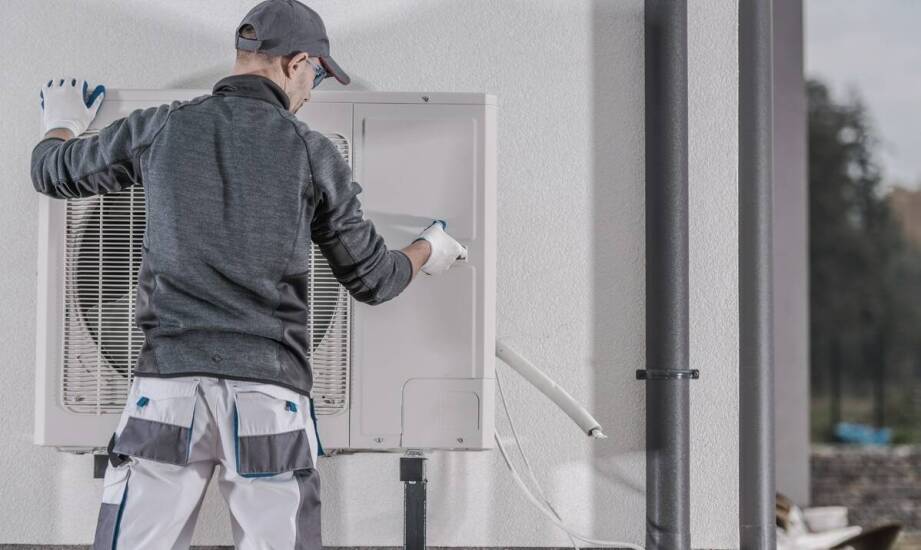 Montaż klimatyzacji - jak przygotować się do instalacji systemu w domu?