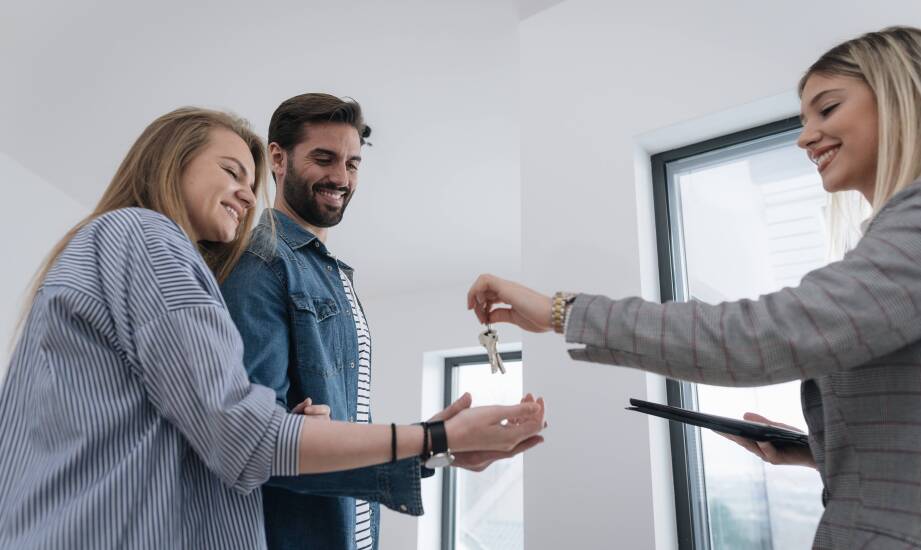 Jak biuro nieruchomości może pomóc przy zakupie mieszkania na Tarchominie?