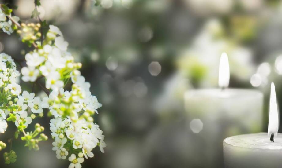 Jak przygotować się do organizacji pogrzebu krok po kroku?