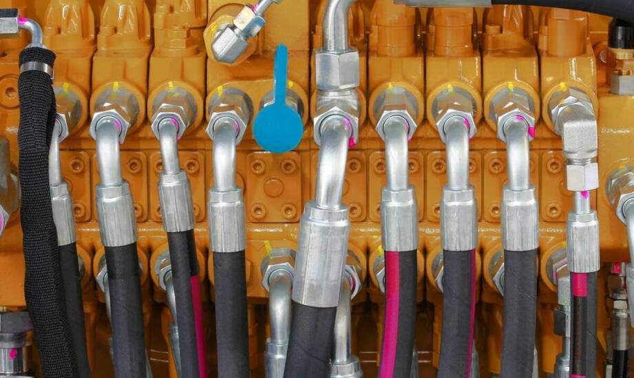 Wpływ zaworów hydraulicznych na bezpieczeństwo pracy maszyn budowlanych